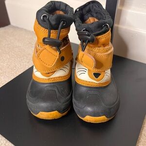 Cat & Jack Fox Face Toddler Boots
